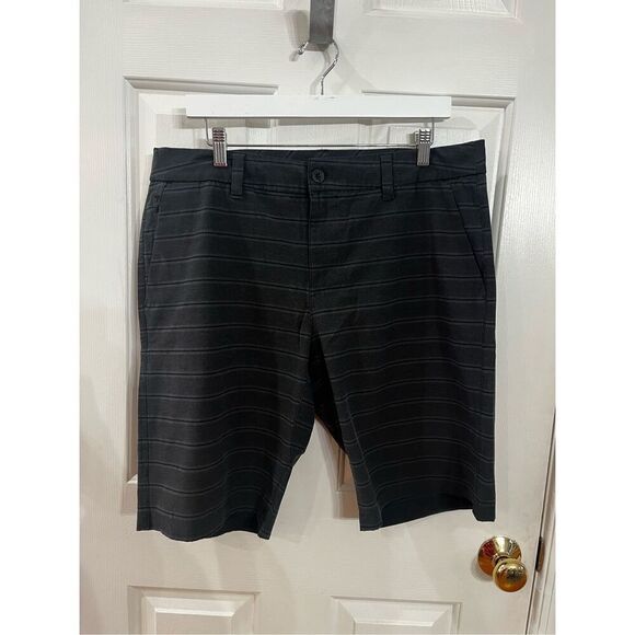 Hang Ten Gray On Gray Striped Bermuda Shorts sz 36 EUC - Picture 1 of 8